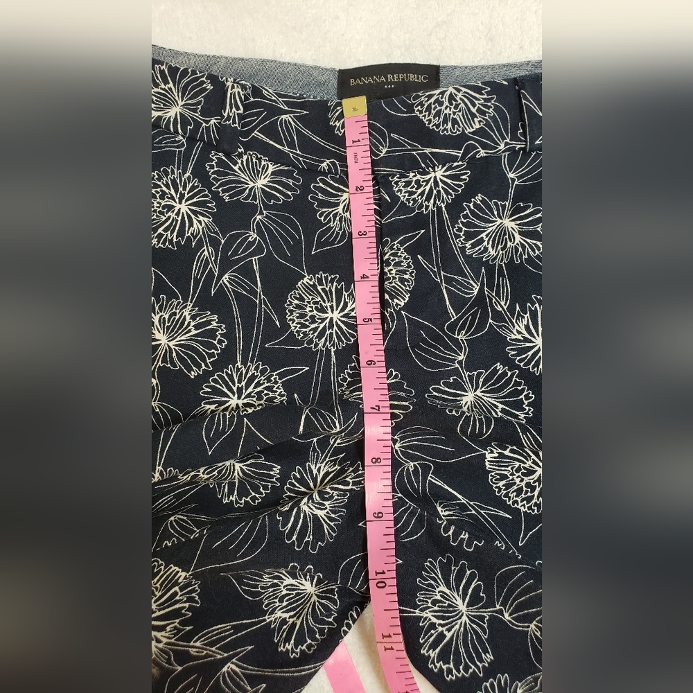 Banana Republic Women's Blue Floral Shors Tailored Print Size 0 - Picture 13 of 13
